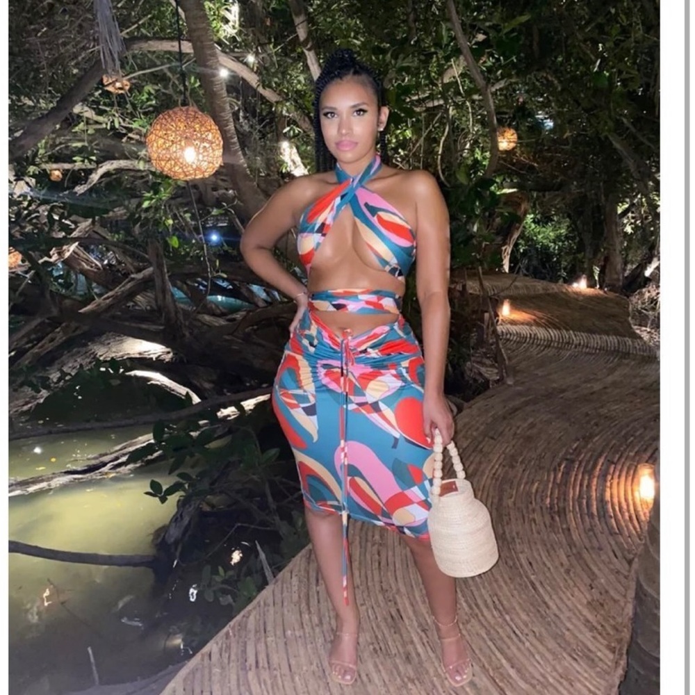 Two piece tropical set